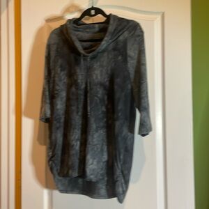 🌚 tie-dye, short sleeve lightweight sweater, gray blue charcoal Sz large P2P 20